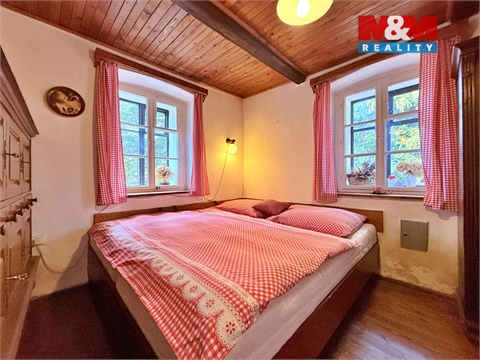 Prodej rodinného domu, 265 m² - 6