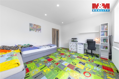 Prodej rodinného domu, 290 m² 22