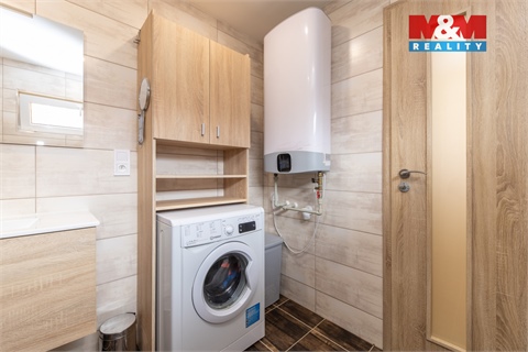 Prodej rodinného domu, 290 m² 6