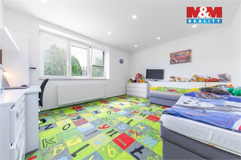 Prodej rodinného domu, 290 m² - 20