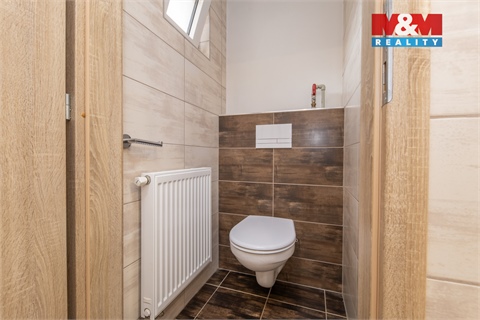 Prodej rodinného domu, 290 m² - 4