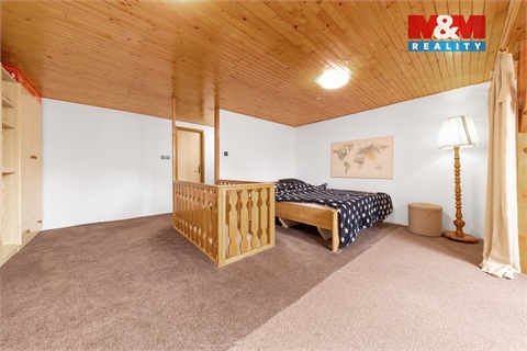 Prodej rodinného domu, 290 m² 24