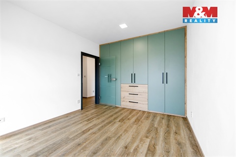 Pronájem bytu 4kk, 110 m² 4