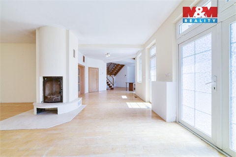 Prodej rodinného domu, 232 m² 4