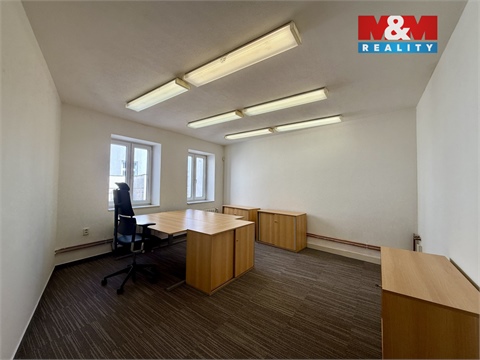 Pronájem kanceláře, 275 m² - 8