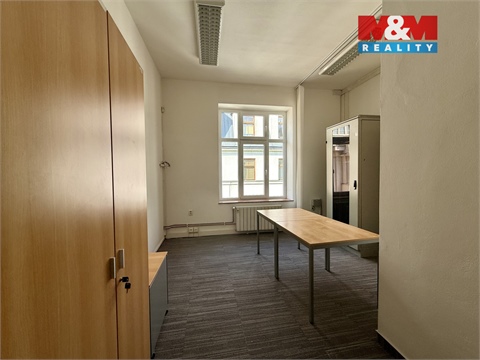 Pronájem kanceláře, 188 m² - 4