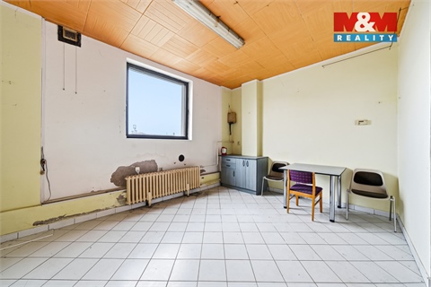 Prodej rodinného domu, 285 m² 26