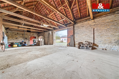 Prodej rodinného domu, 285 m² - 10