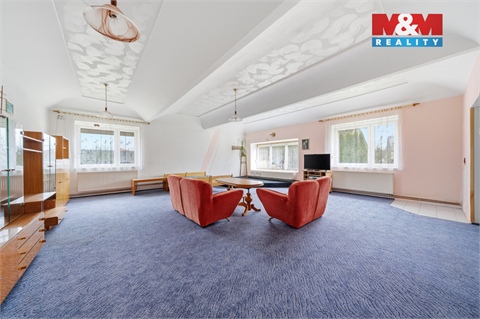 Prodej rodinného domu, 285 m² 4