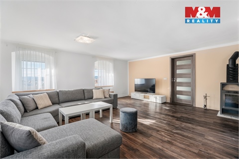 Prodej rodinného domu, 300 m² - 10