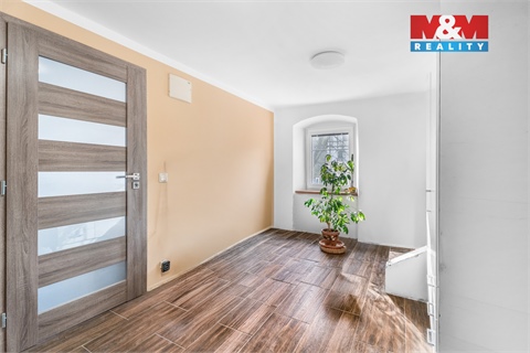 Prodej rodinného domu, 300 m² 22