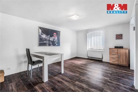 Prodej rodinného domu, 300 m² 10