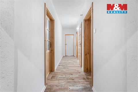 Prodej rodinného domu, 300 m² 8