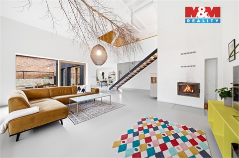 Prodej rodinného domu, 377 m² 24