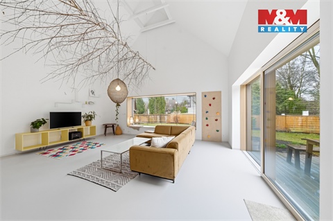 Prodej rodinného domu, 377 m² - 2