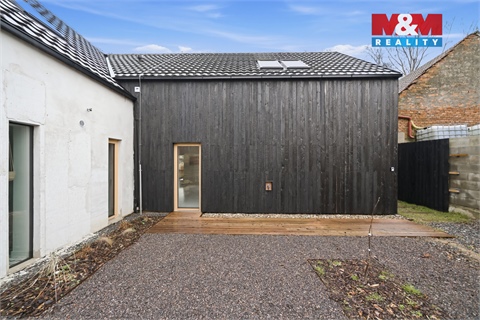 Prodej rodinného domu, 377 m² 18