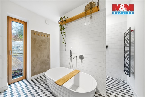 Prodej rodinného domu, 377 m² 28