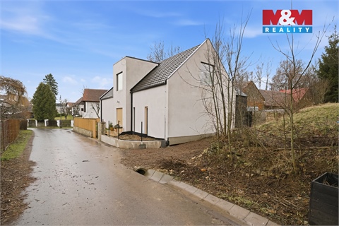 Prodej rodinného domu, 377 m² - 18