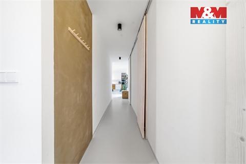 Prodej rodinného domu, 377 m² - 28