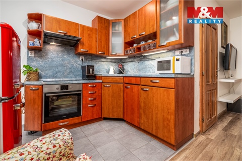 Prodej rodinného domu, 170 m² - 6