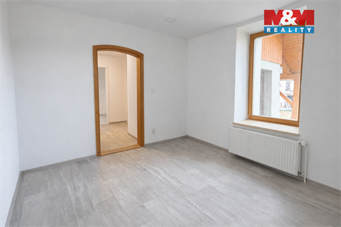 Prodej rodinného domu, 182 m² - 6