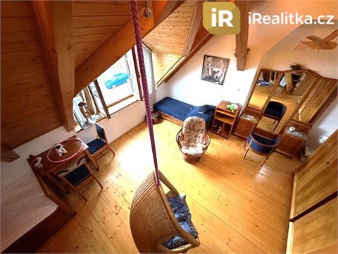 Prodej rodinného domu, 238 m² 12