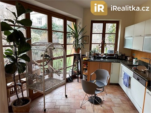 Prodej rodinného domu, 238 m² 4