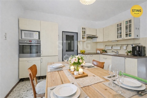 Prodej rodinného domu, 156 m² - 0