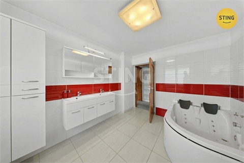 Prodej rodinného domu, 160 m² 10