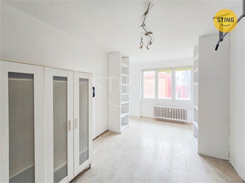 Prodej bytu 3+1, 65 m² - 2