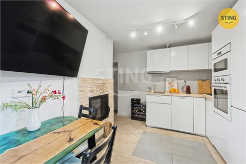 Prodej rodinného domu, 95 m² - 2