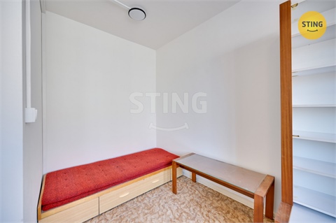 Prodej bytu 1+1, 32 m² 16