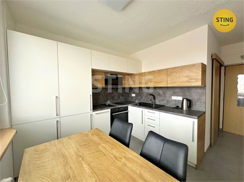 Pronájem bytu 1+1, 32 m² - 0