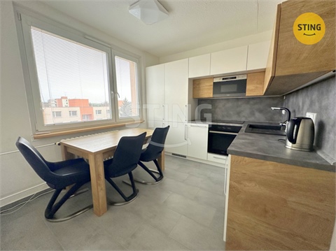 Pronájem bytu 1+1, 32 m² - 2