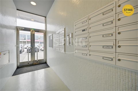 Pronájem bytu 3kk, 108 m² 24