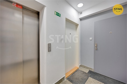 Pronájem bytu 3kk, 108 m² - 24