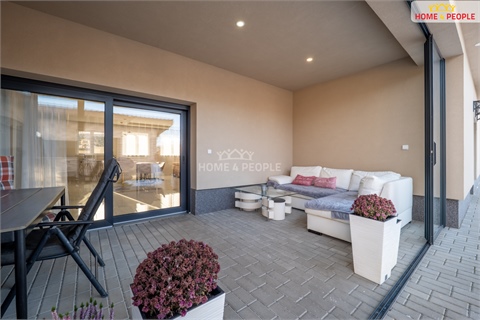 Prodej komerčního objektu, 166 m² 16