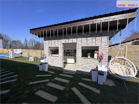 Prodej komerčního objektu, 166 m² 20