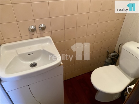 Pronájem bytu 3kk, 90 m² 22