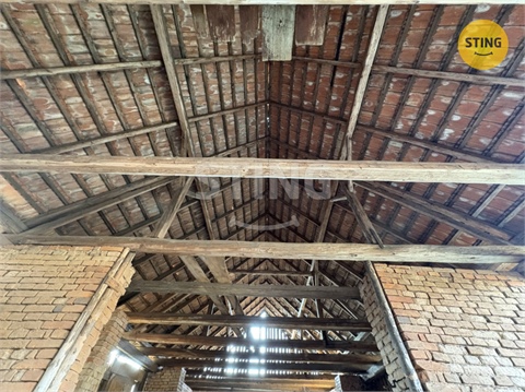 Prodej rodinného domu, 370 m² 8