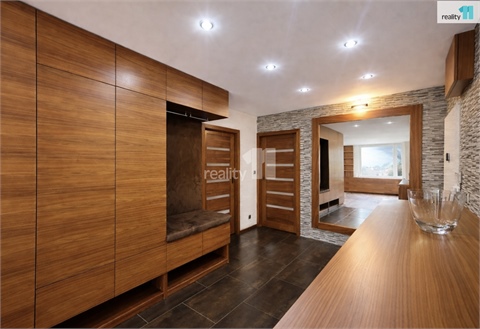 Prodej bytu 3kk, 73 m² 2