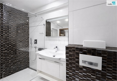 Prodej bytu 3kk, 73 m² 14