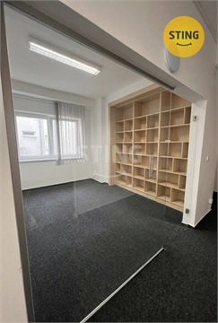 Pronájem kanceláře, 180 m² - 0
