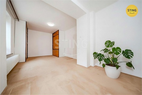 Prodej bytu 2+1, 62 m² 0