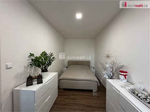 Pronájem bytu 2+1, 43 m² 2