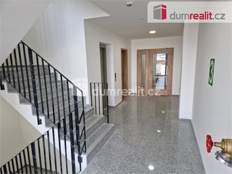 Pronájem bytu 2kk, 55 m² - 12