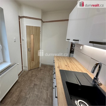 Pronájem bytu 1+1, 36 m² 2