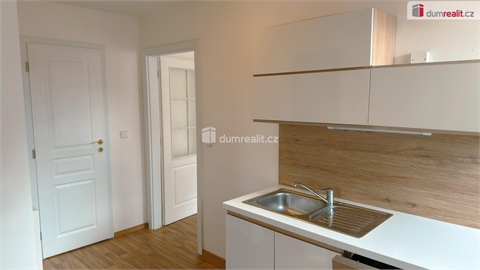 Pronájem bytu 2kk, 68 m² - 2