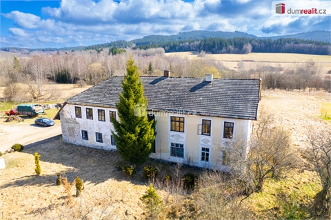 Prodej rodinného domu, 465 m² 0