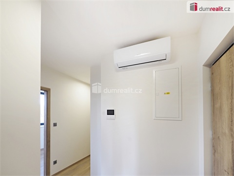 Pronájem bytu 3kk, 55 m² 10